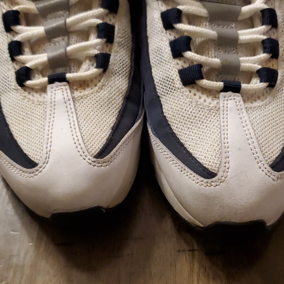 Women's Air Max 95 - Picture 3 of 7